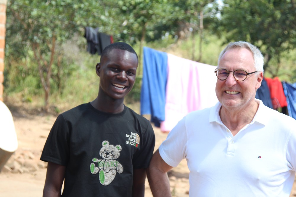 Advent Meets His Sponsors – The Forsters from Germany