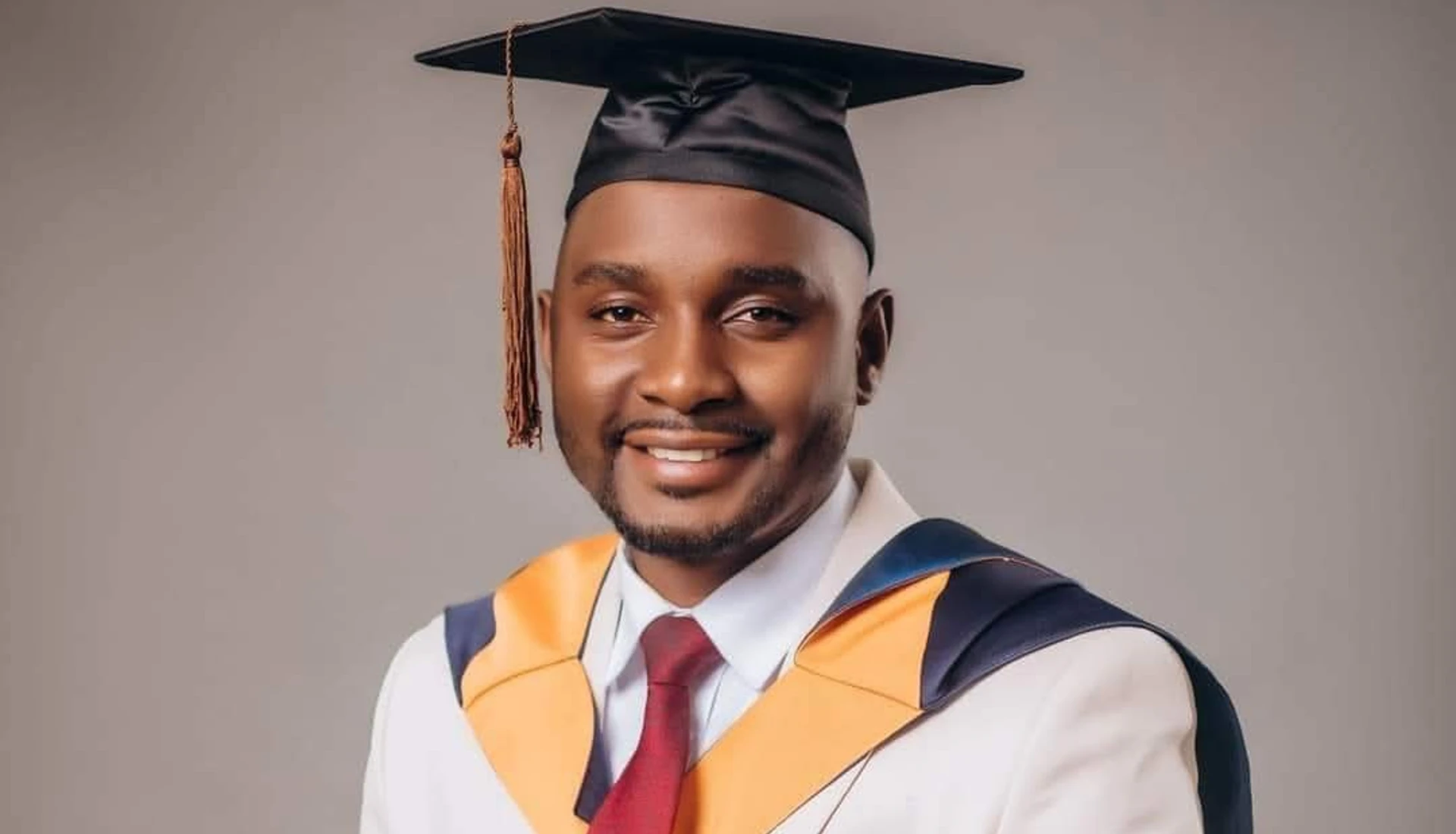 Emmanuel at his graduation ceremony from Mulungushi University.